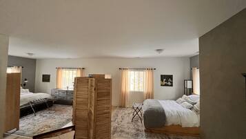 2 bedrooms, desk, free WiFi, bed sheets