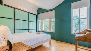 Basic House, Multiple Beds | 3 bedrooms, desk, laptop workspace, iron/ironing board - Beautiful 3-bed Abode in Mile End (London)