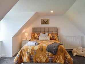 4 quartos, Wi-Fi de cortesia, roupa de cama