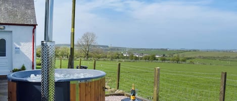 مغطس سبا خارجي