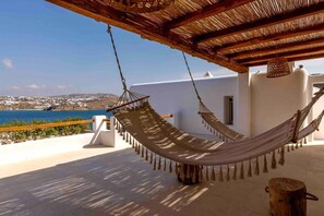 Terrace/patio - Villa 'The Blue Diamond' with Sea View, Wi-Fi and Air Conditioning (Mykonos)