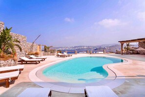 Pool - Villa 'The Blue Diamond' with Sea View, Wi-Fi and Air Conditioning (Mykonos)
