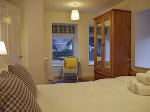 2 quartos, Wi-Fi de cortesia, roupa de cama