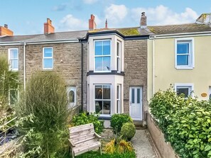 Exterior - 3 bedroom accommodation in St Just (St Just)