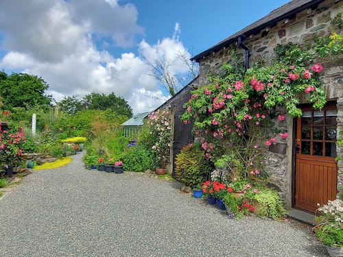 2 bedroom accommodation in Chillaton, near Tavistock