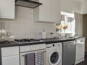 Dishwasher, cookware/dishes/utensils