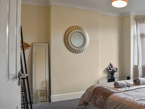 4 bedrooms, free WiFi, bed sheets