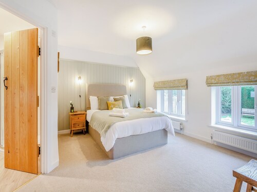 3 bedroom accommodation in Shepton Beauchamp, near Ilminster