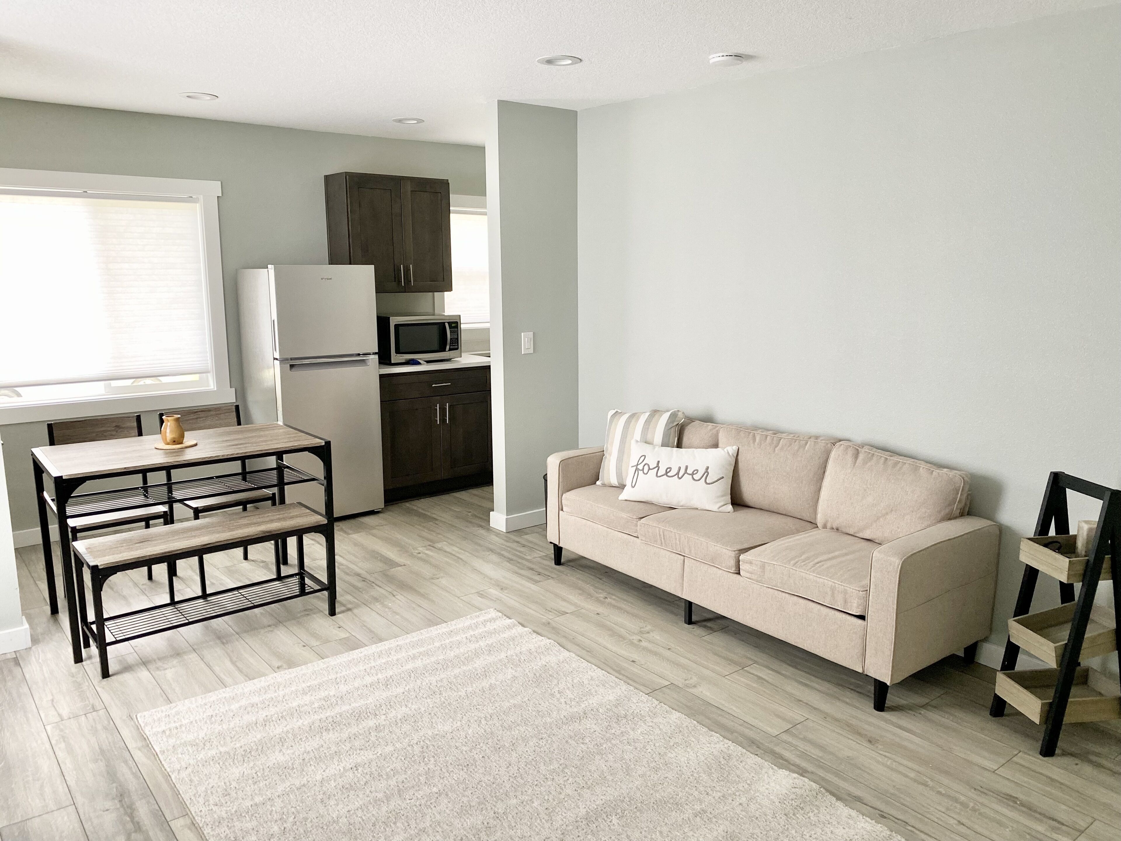 Cozy 1B/1B Apt in Downtown