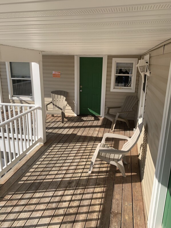 Property grounds - Willmington Terrace one bedroom apartment (Ocean City)