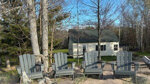 Unclassified image, 4 of 39, button - Cozy cottage with private Lake Superior beach in Michigan’s Upper Peninsula  (Ontonagon)
