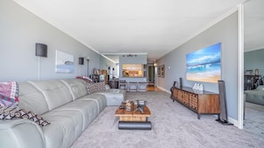 Smart TV - Capri by the Sea Oceanfront - Recently Renovated - 30+ days only (San Diego)