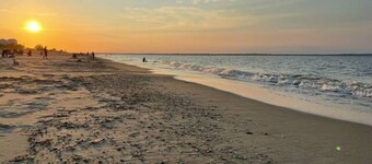 Welcome to Paradise!!! The perfect beach cottage!