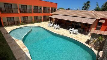 Piscina externa