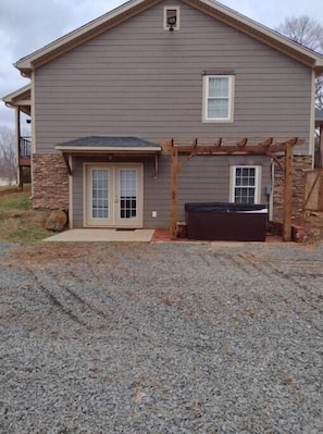 Exterior - Bear Mountain Farm 2.0 (Monroe)