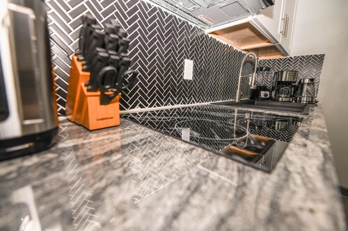 Luxury Mini studio 1 min from Southern Regional Hospital 15 mins from APT A