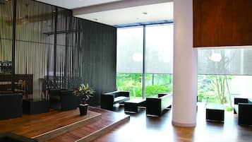 Sala de estar en el lobby