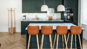 Private kitchen - 2Bed 2Bath Stunning Shoreditch Apartment (London)