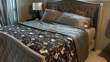 4 bedrooms, WiFi, bed sheets