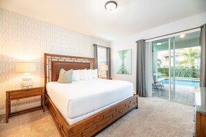 6 habitaciones, tabla de planchar con plancha y cuna de viaje 