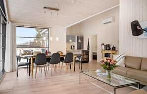 Televisión, chimenea y tenis de mesa 