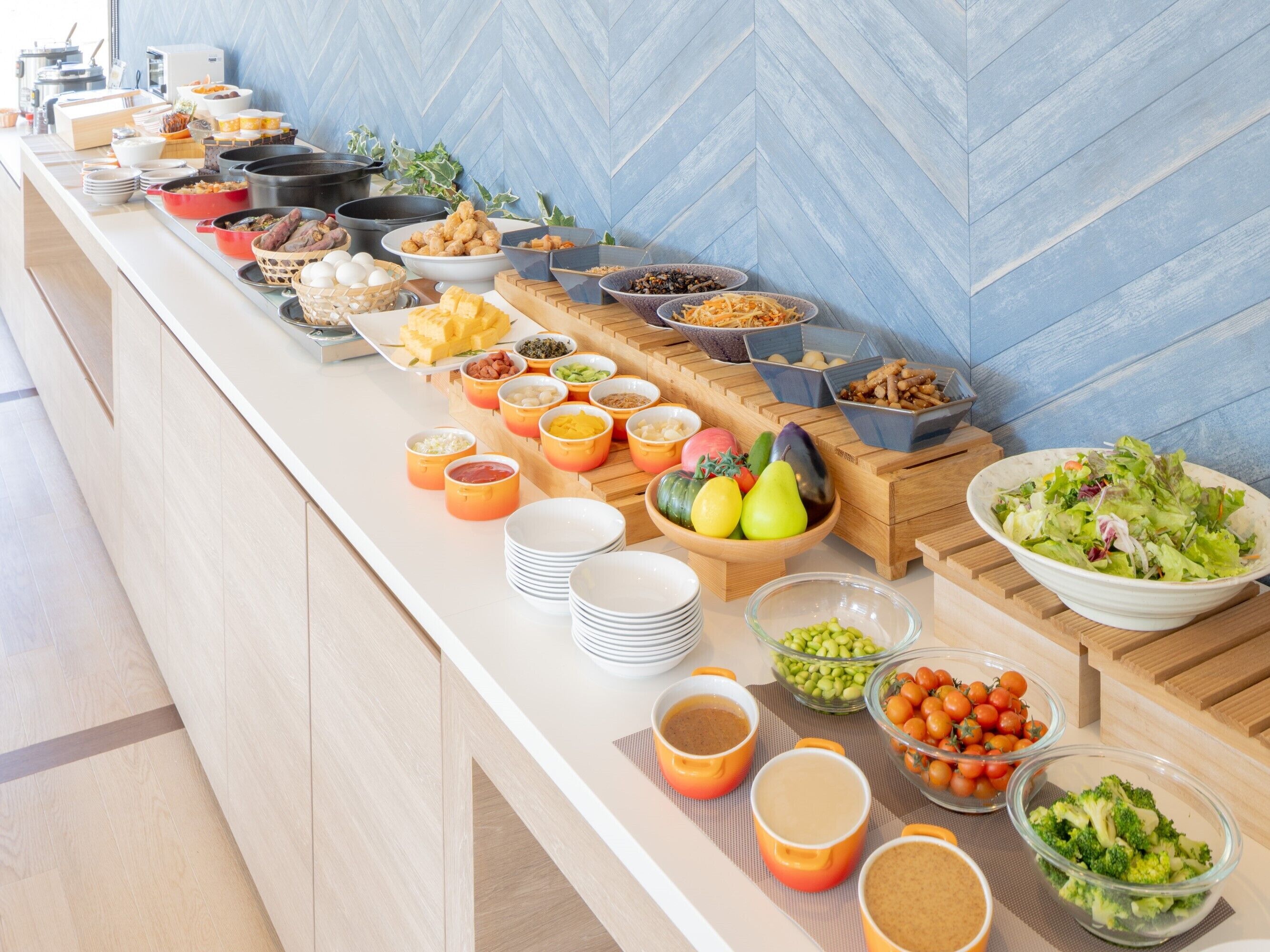 Frokostbuffé hver dag (JPY 1200 per person)