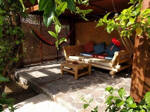 숙박 시설 구내