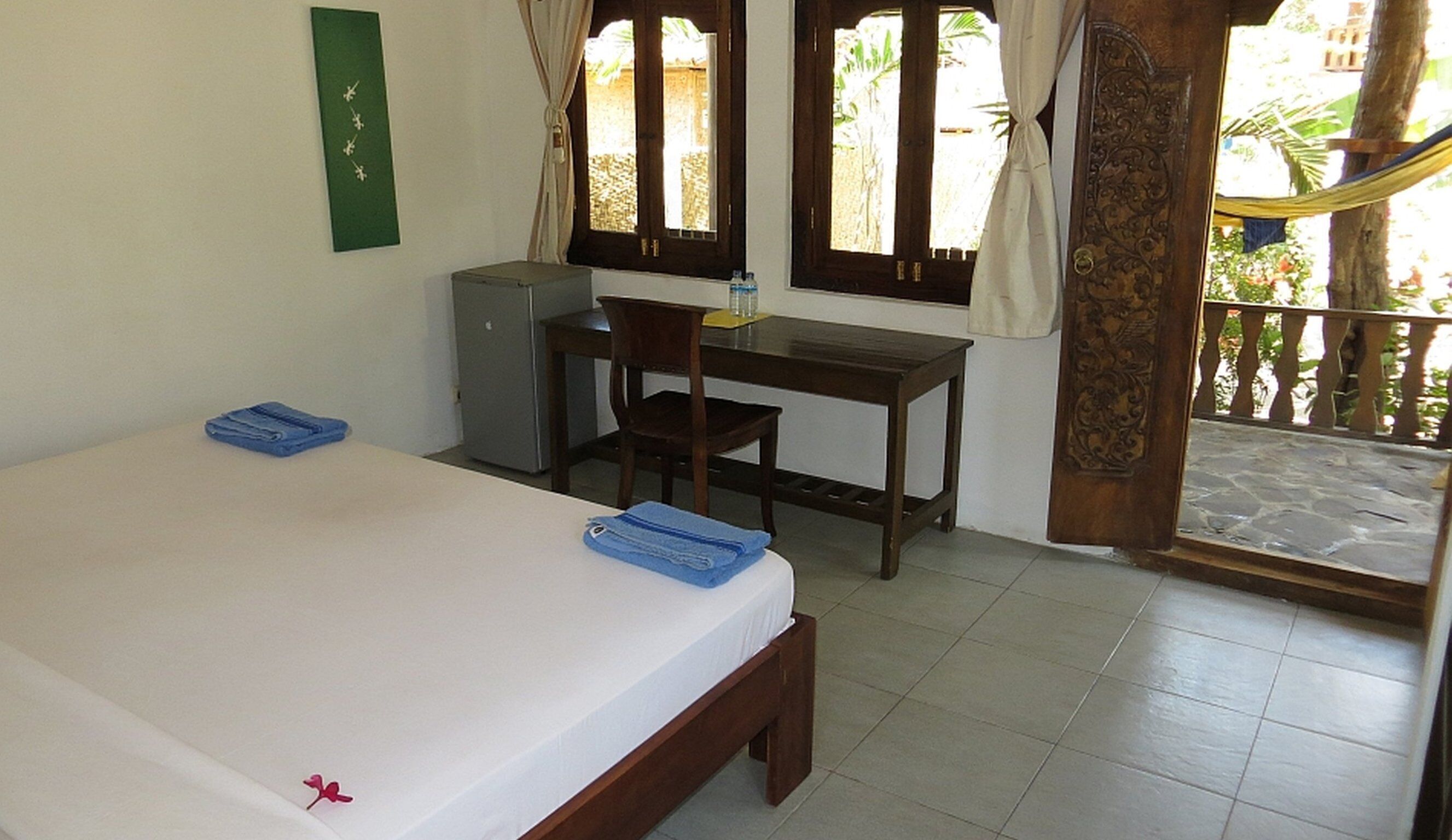 Superior bungalow (No Hot Water in Showers/Bathroom) | Een kluis op de kamer, gratis wifi, beddengoed