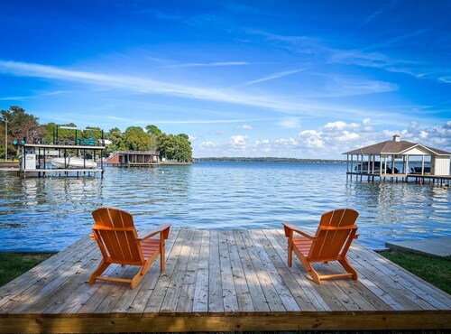 Completely Renovated Open Waterfront Sunrise View Midcentury-Modern Private Home