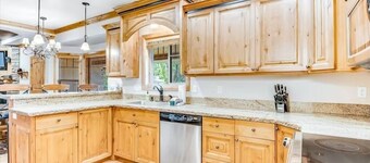 Beautiful home located in the heart of Garden City.
