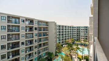 Lacasita Huahin Near beach Room 564 | Vista do quarto