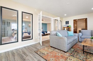 4 chambres, fer et planche à repasser, Wi-Fi gratuit, draps fournis