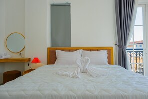 Bureau, Wi-Fi gratuit, draps fournis