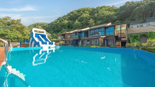 Gapyeong Amorlucy Pension