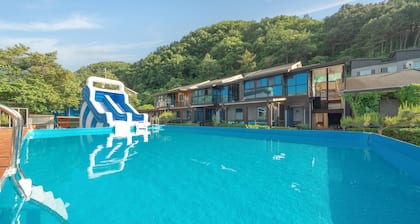 Gapyeong Amorlucy Pension