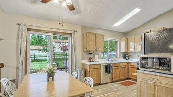 Perincian bahagian dalam