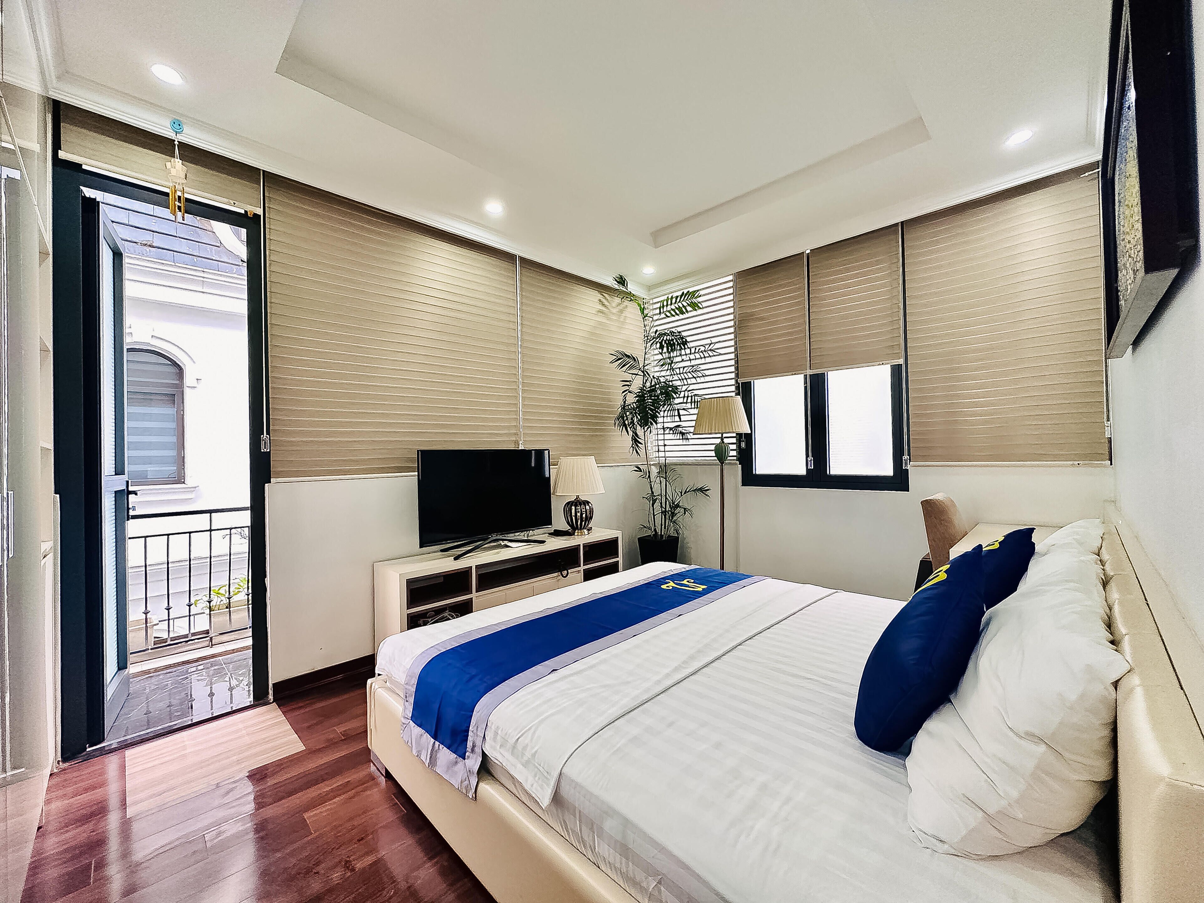 Design Quadruple Room | Blackout curtains, iron/ironing board, free WiFi, bed sheets