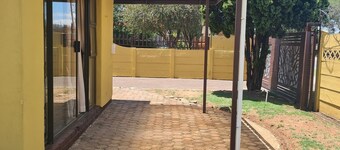 Khahiligi Investment Properties Guest