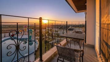 Basic Room, 1 Bedroom (201(spa)) | 1 bedroom, WiFi (free)