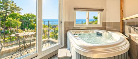 Basic Room, 1 Bedroom (303) | 1 bedroom, free WiFi