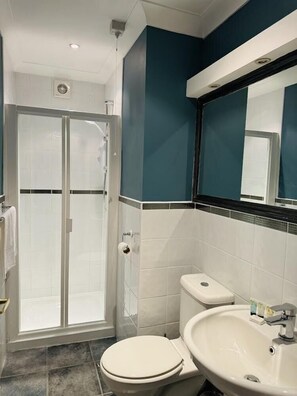 Luxury Double Room | Bathroom