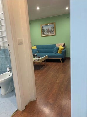 Interior - Appartamento in edificio storico (Roma)