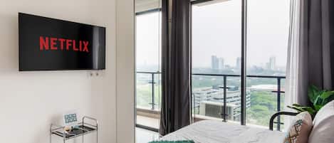 Superior Apartment | 1 bedroom, desk, free WiFi, bed sheets