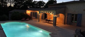Provençal villa with pool on a large property in a quiet setting.