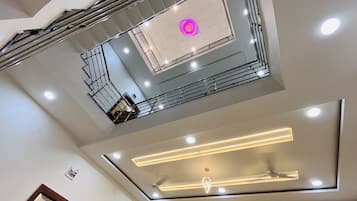 43-吋LED 液晶電視,提供數位頻道