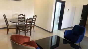 Presidential Suite | Dining room