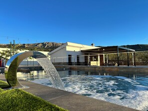 Piscine extérieure