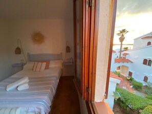 2 soverom, strykejern/-brett, wi-fi og sengetøy