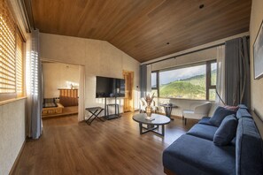 Luxury Suite - Shujiawuxiangluoguqingtubuminsu (Nujiang Lisu)