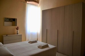 2 Schlafzimmer, WLAN, BettwÀsche